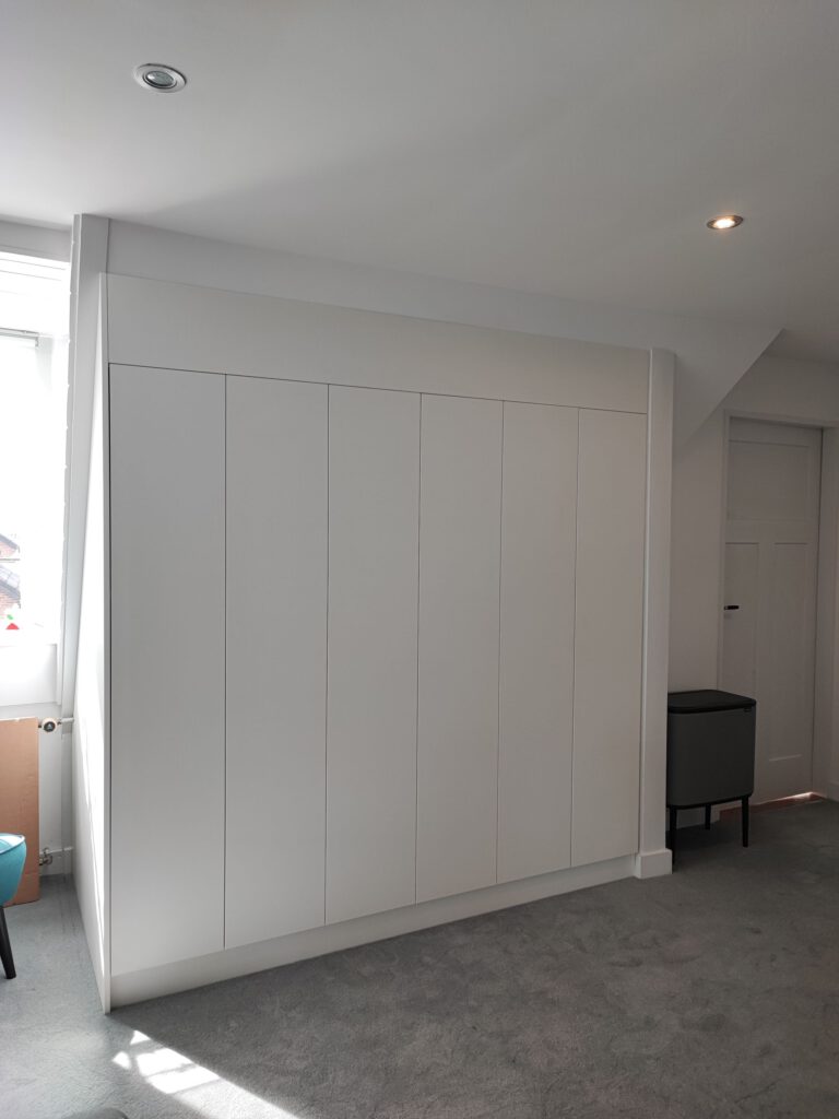 Knieschotkast met draaideuren